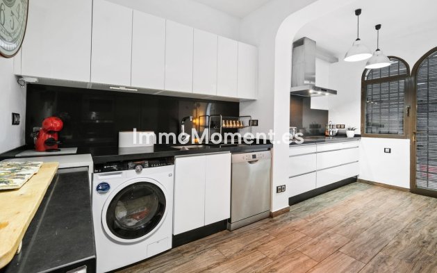 Wiederverkauf - Freistehende Villa - Marbella - Marbella Centro