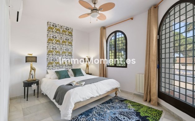 Wiederverkauf - Freistehende Villa - Marbella - Marbella Centro