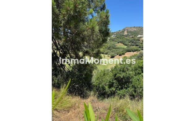 Resale - Plot - Benahavís - Benahavís Centro