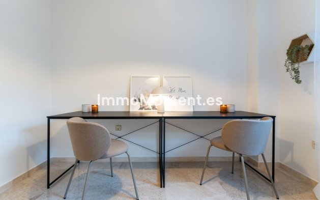 Wiederverkauf - Wohnung - Estepona  - Estepona Centro