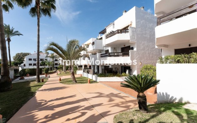 Wiederverkauf - Wohnung - Estepona  - Estepona Centro