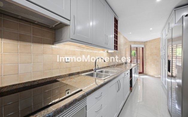 Wiederverkauf - Wohnung - Marbella - San Pedro de Alcántara