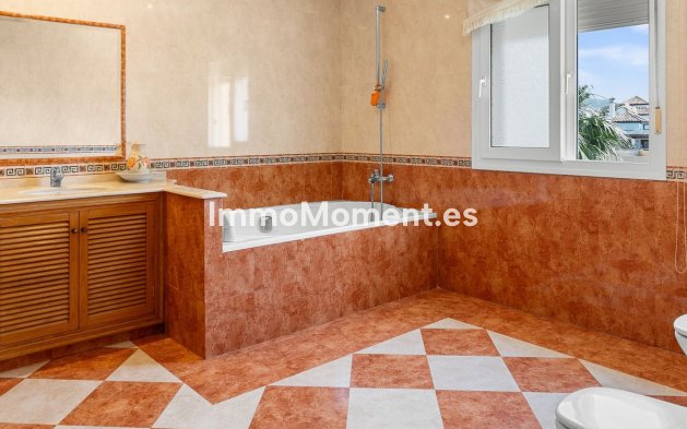 Bestaande woning - Vrijstaande villa - Benalmadena - Torrequebrada