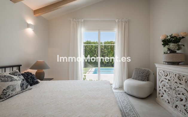 Resale - Detached villa - Marbella - Guadalmina Alta