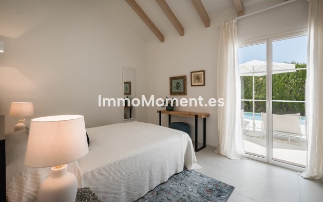 Resale - Detached villa - Marbella - Guadalmina Alta