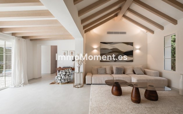 Resale - Detached villa - Marbella - Guadalmina Alta