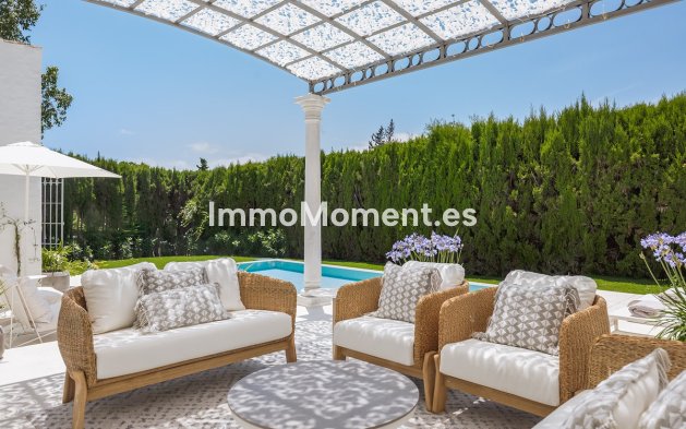Resale - Detached villa - Marbella - Guadalmina Alta