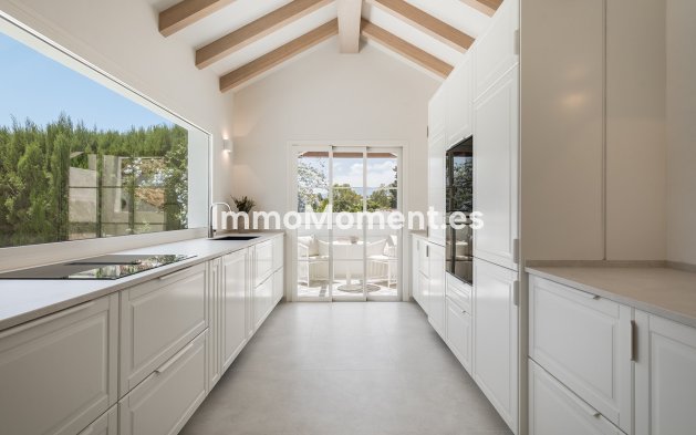 Resale - Detached villa - Marbella - Guadalmina Alta