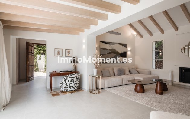 Resale - Detached villa - Marbella - Guadalmina Alta