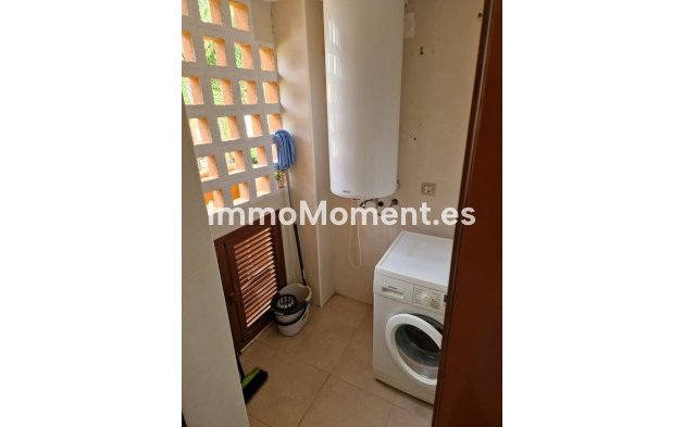 Resale - Apartment - Benahavís - Benahavís Centro