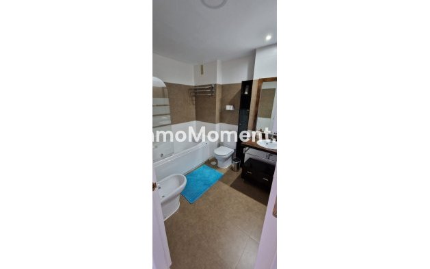 Resale - Apartment - Benahavís - Benahavís Centro