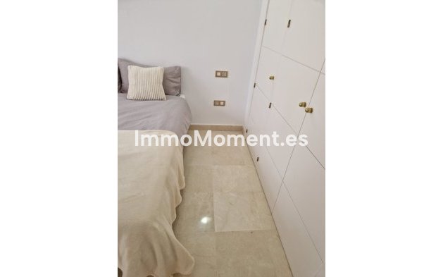 Resale - Apartment - Benahavís - Benahavís Centro