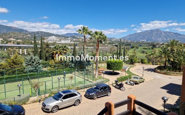 Resale - Apartment - Benahavís - Benahavís Centro