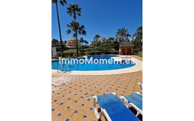 Resale - Apartment - Benahavís - Benahavís Centro