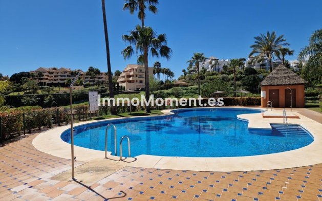 Resale - Apartment - Benahavís - Benahavís Centro