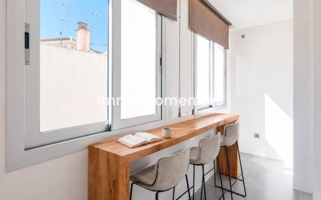 Resale - Apartment - Málaga - Centro Histórico