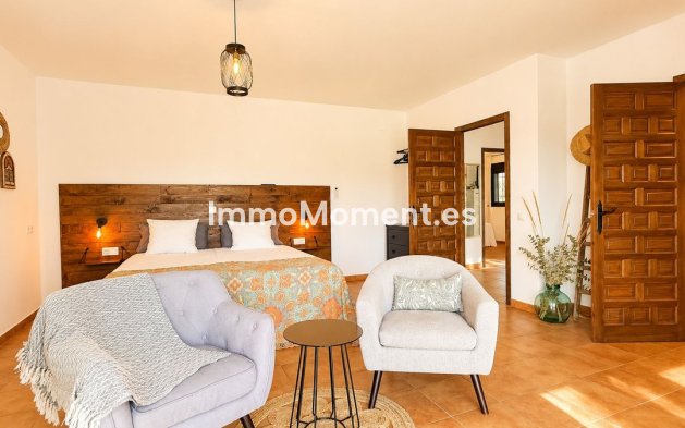 Bestaande woning - Landhuis - Binnenland  - Coín