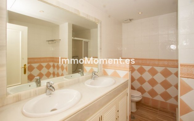 Wiederverkauf - Wohnung - Marbella - Elviria