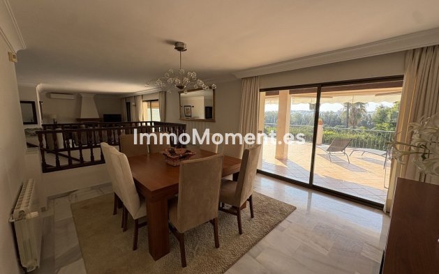 Wiederverkauf - Freistehende Villa - Marbella - Nueva Andalucía
