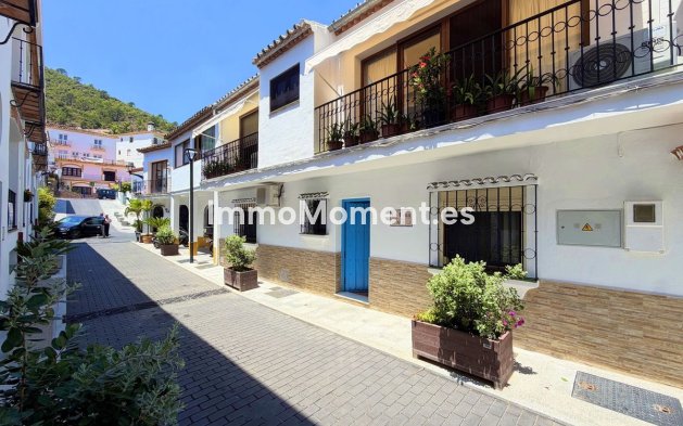 Resale - Townhouse - Benahavís - Benahavís Centro