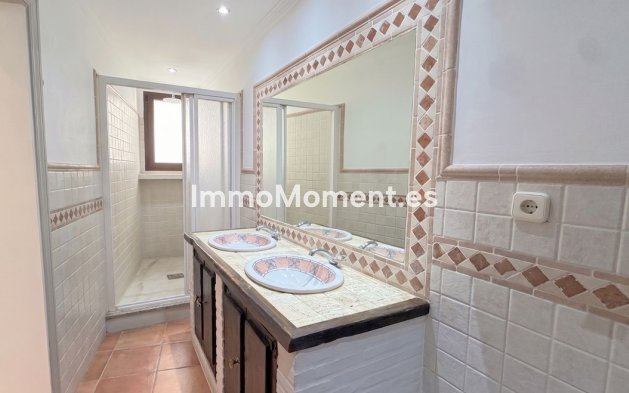 Resale - Townhouse - Benahavís - Benahavís Centro