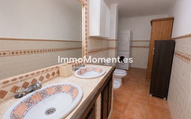 Resale - Townhouse - Benahavís - Benahavís Centro