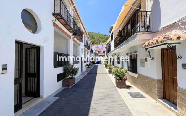 Resale - Townhouse - Benahavís - Benahavís Centro