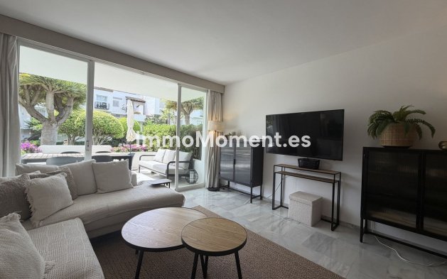 Resale - Apartment - Estepona - Estepona Centro