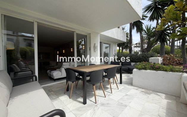 Resale - Apartment - Estepona - Estepona Centro