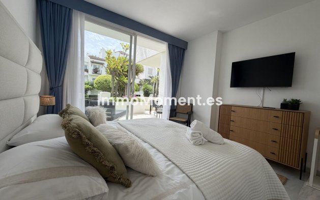 Resale - Apartment - Estepona - Estepona Centro