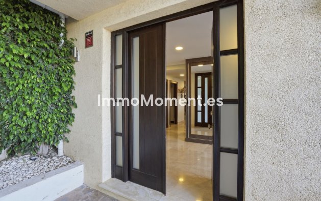 Resale - Detached villa - Benalmadena - Benalmadena Centro