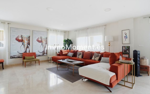 Resale - Detached villa - Benalmadena - Benalmadena Centro