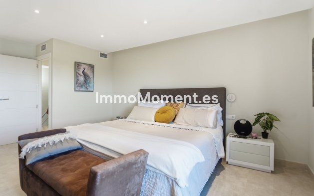 Resale - Detached villa - Benalmadena - Benalmadena Centro