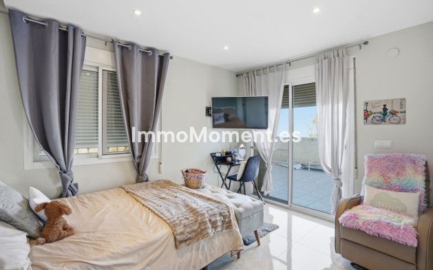 Resale - Detached villa - Benalmadena - Benalmadena Centro