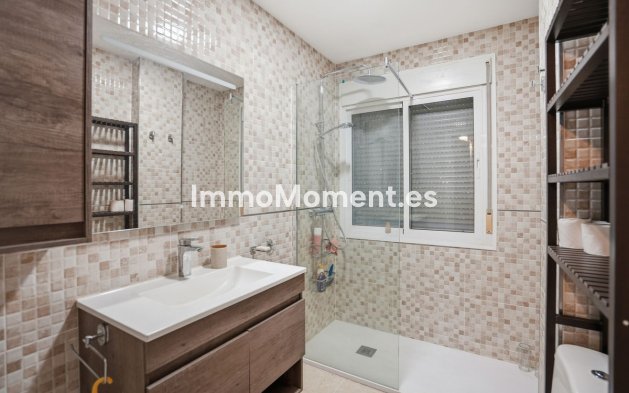 Resale - Detached villa - Benalmadena - Benalmadena Centro