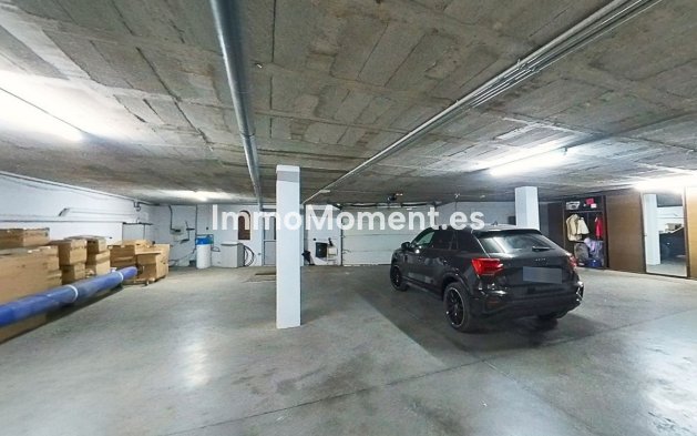 Resale - Detached villa - Benalmadena - Benalmadena Centro