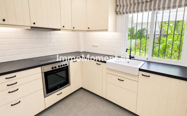 Bestaande woning - Appartement - Marbella - Elviria
