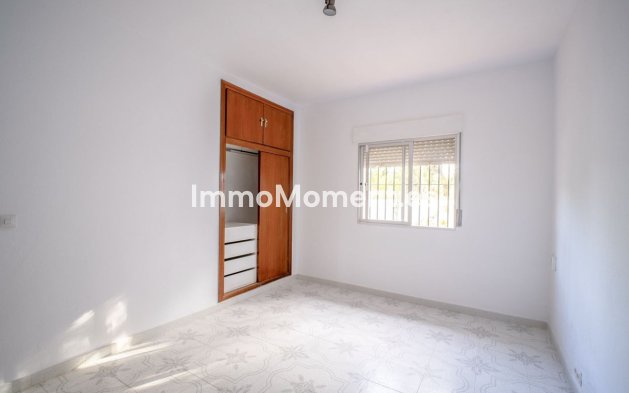 Resale - Country house - Inland  - Alhaurín el Grande Centro