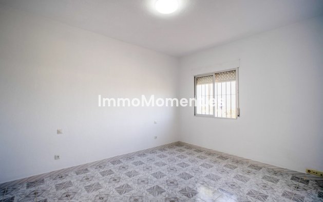 Resale - Country house - Inland  - Alhaurín el Grande Centro