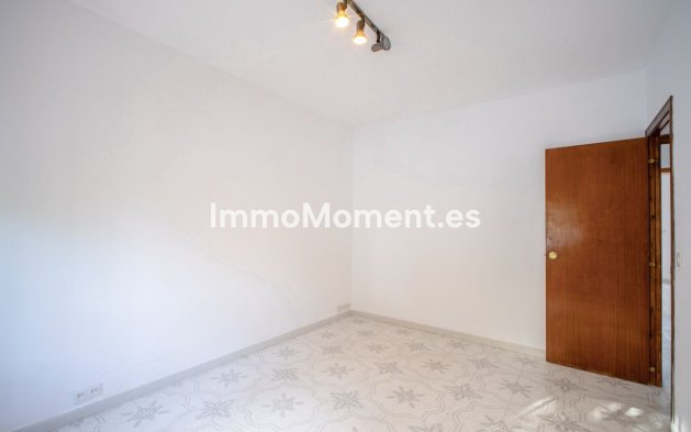 Resale - Country house - Inland  - Alhaurín el Grande Centro