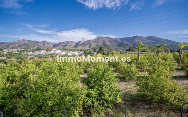 Resale - Country house - Inland  - Alhaurín el Grande Centro
