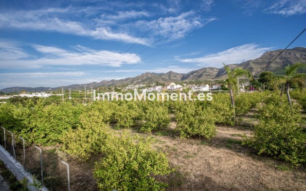 Resale - Country house - Inland  - Alhaurín el Grande Centro