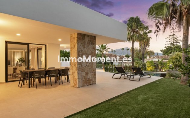 Resale - Detached villa - Marbella - Guadalmina Alta