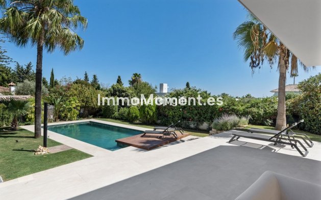 Resale - Detached villa - Marbella - Guadalmina Alta