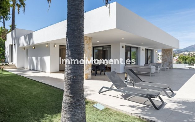Resale - Detached villa - Marbella - Guadalmina Alta
