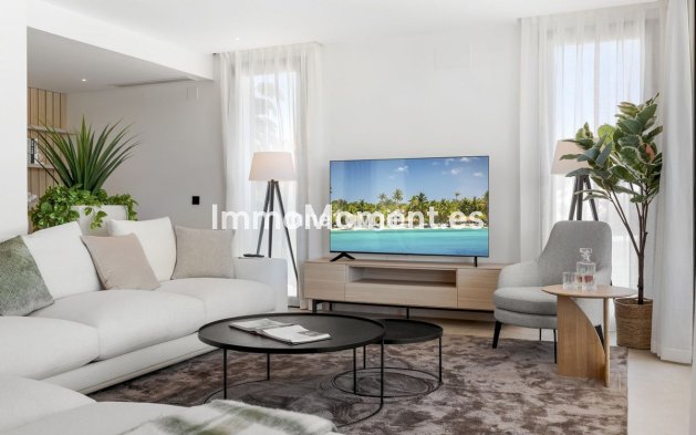 Resale - Detached villa - Marbella - Guadalmina Alta