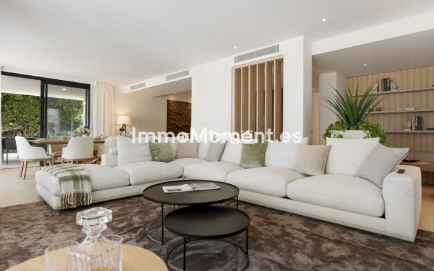 Resale - Detached villa - Marbella - Guadalmina Alta
