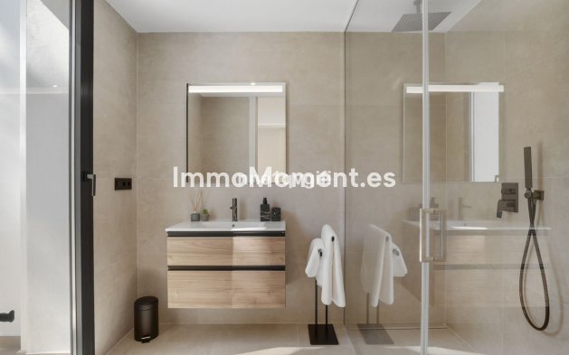 Resale - Detached villa - Marbella - Guadalmina Alta