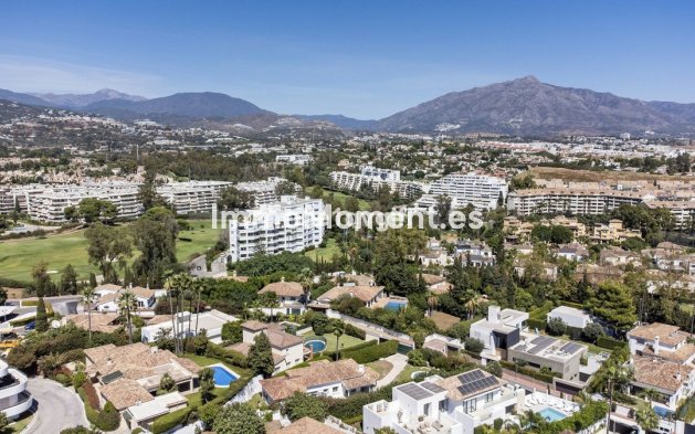 Resale - Detached villa - Marbella - Guadalmina Alta