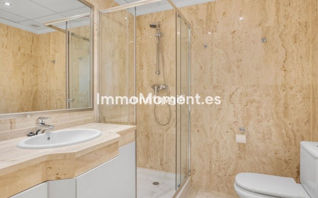 Resale - Apartment - Marbella - Elviria
